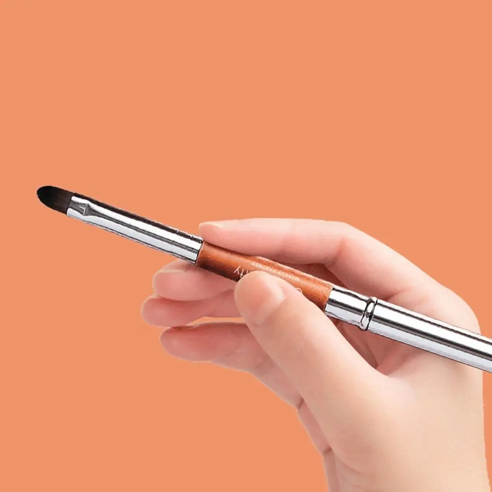 Lip Gloss Brush with Protective Cap